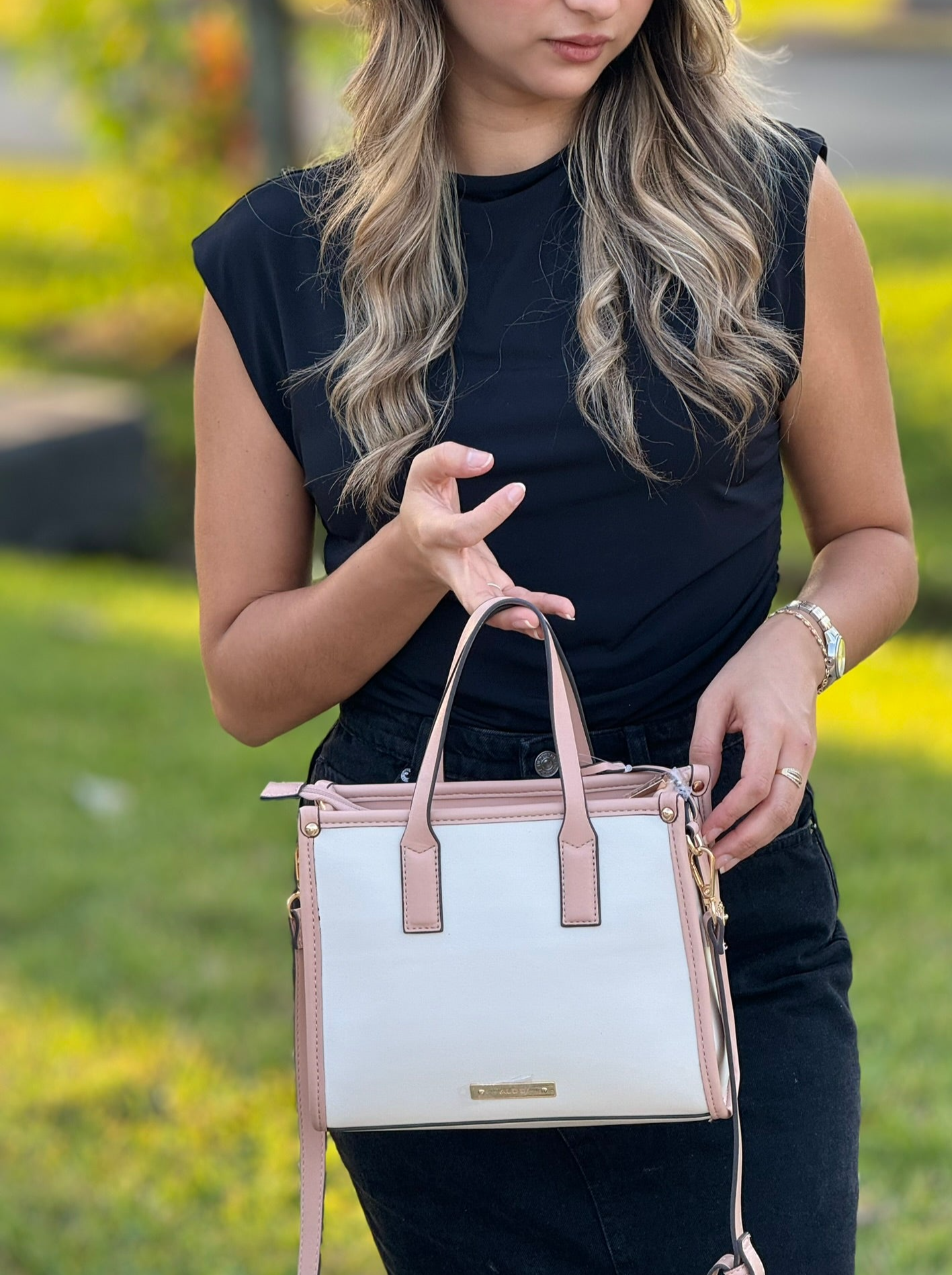 Aldo BANAMAESSI Off White Quilted Medium Handbag