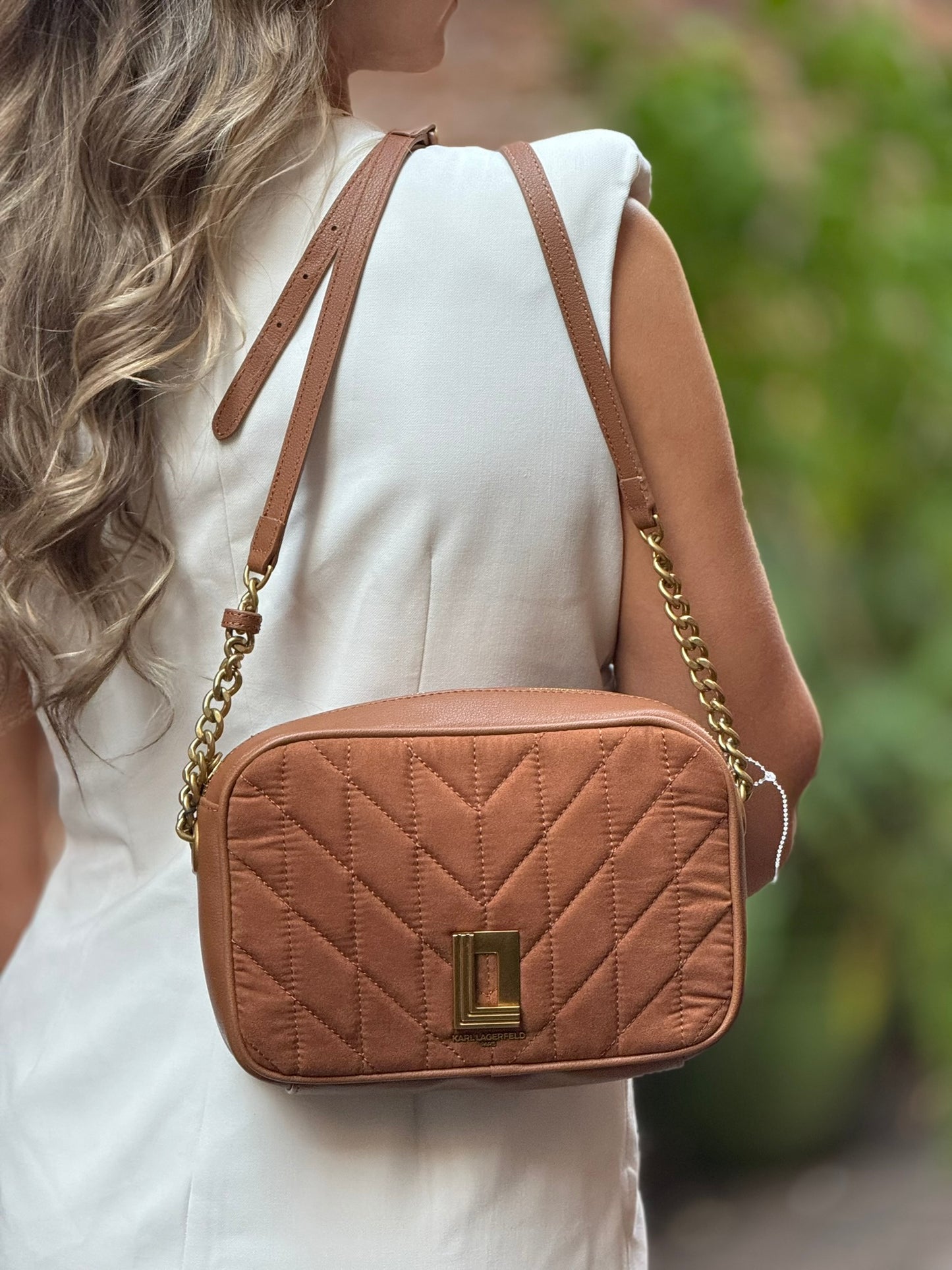 Bolso bandoler karl lagerfeld de piel acolchada Lafayette
