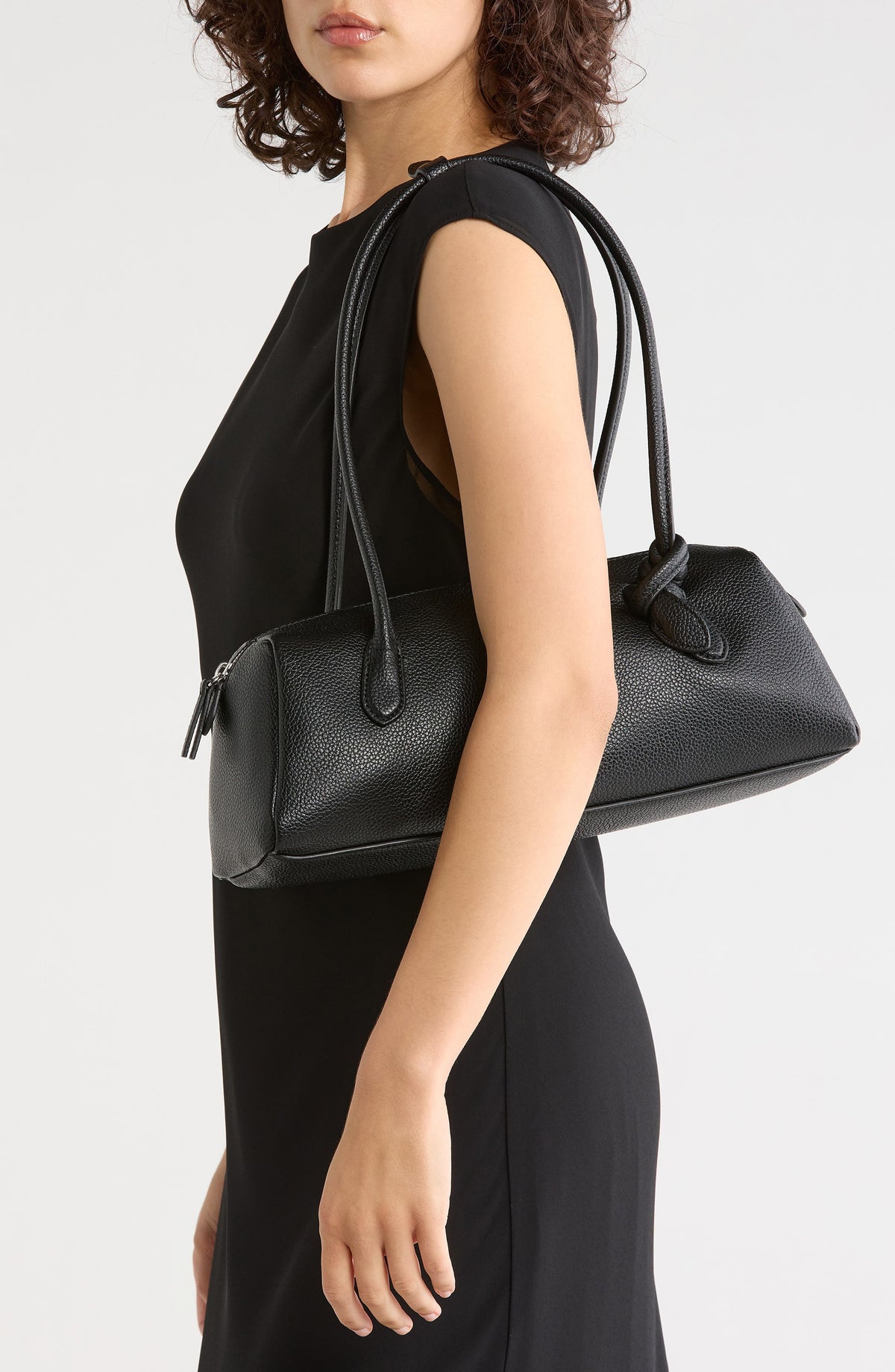 Bolso de hombro DKNY – Celeste Shoulder Bag