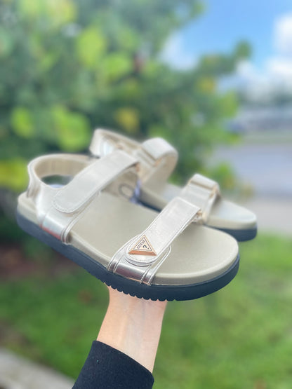 Guess Sandalias De Tacón Yana Para Mujer, Sand 110, 39 EU