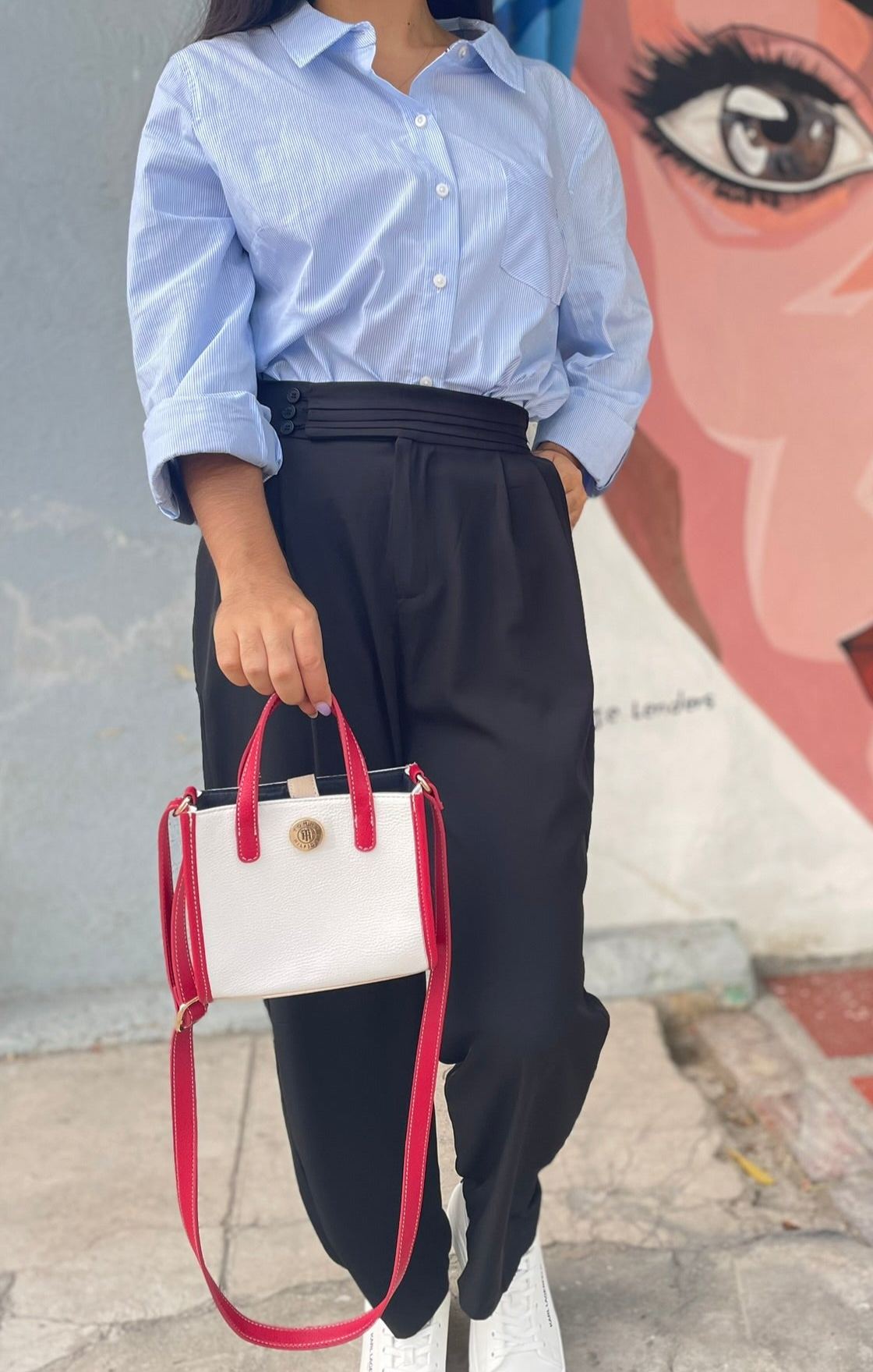 Tommy Hilfiger Women's Bag - White / Red