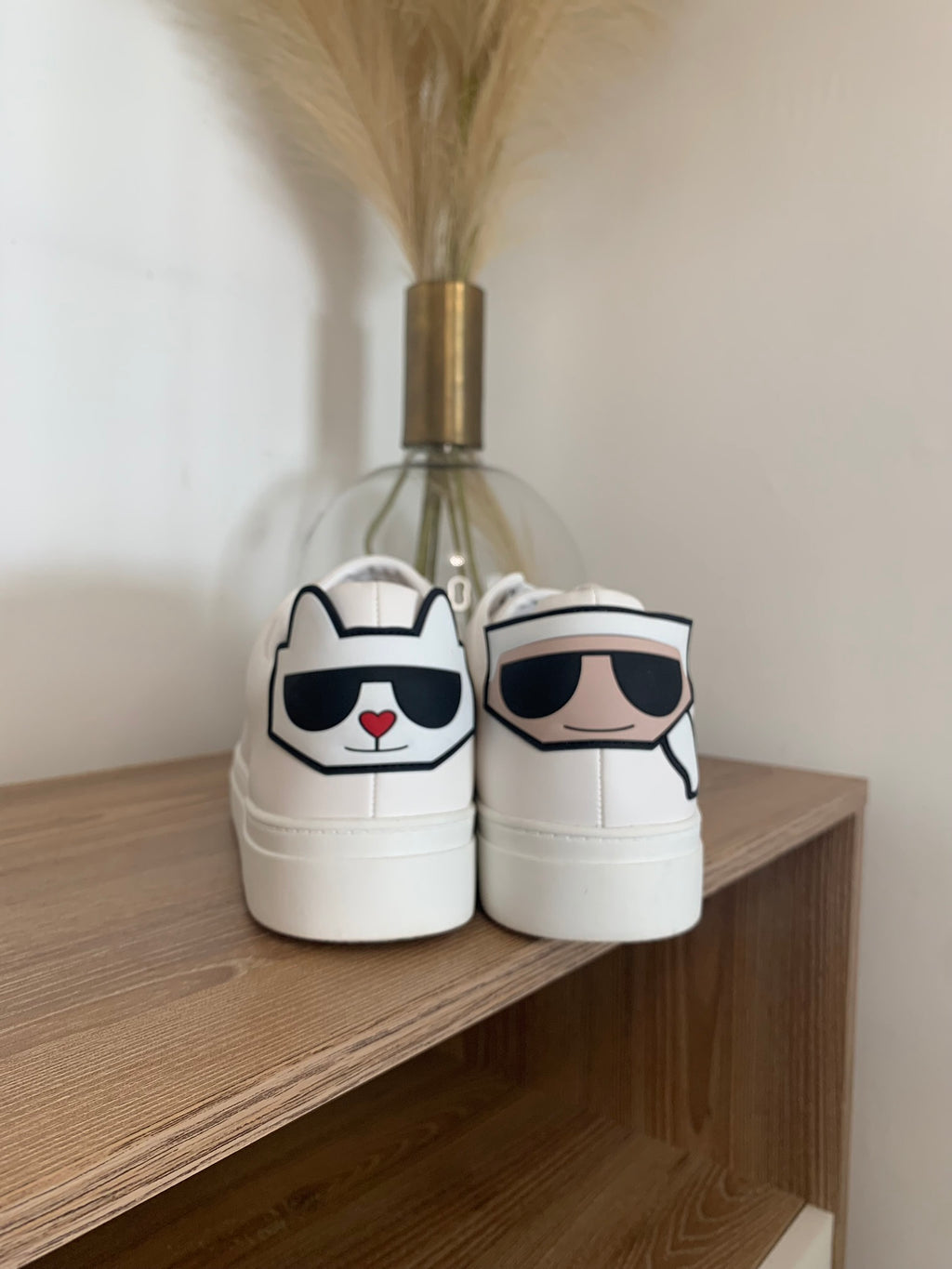KARL LAGERFELD PARIS Women's White Chella Logo Sneakers Shoes