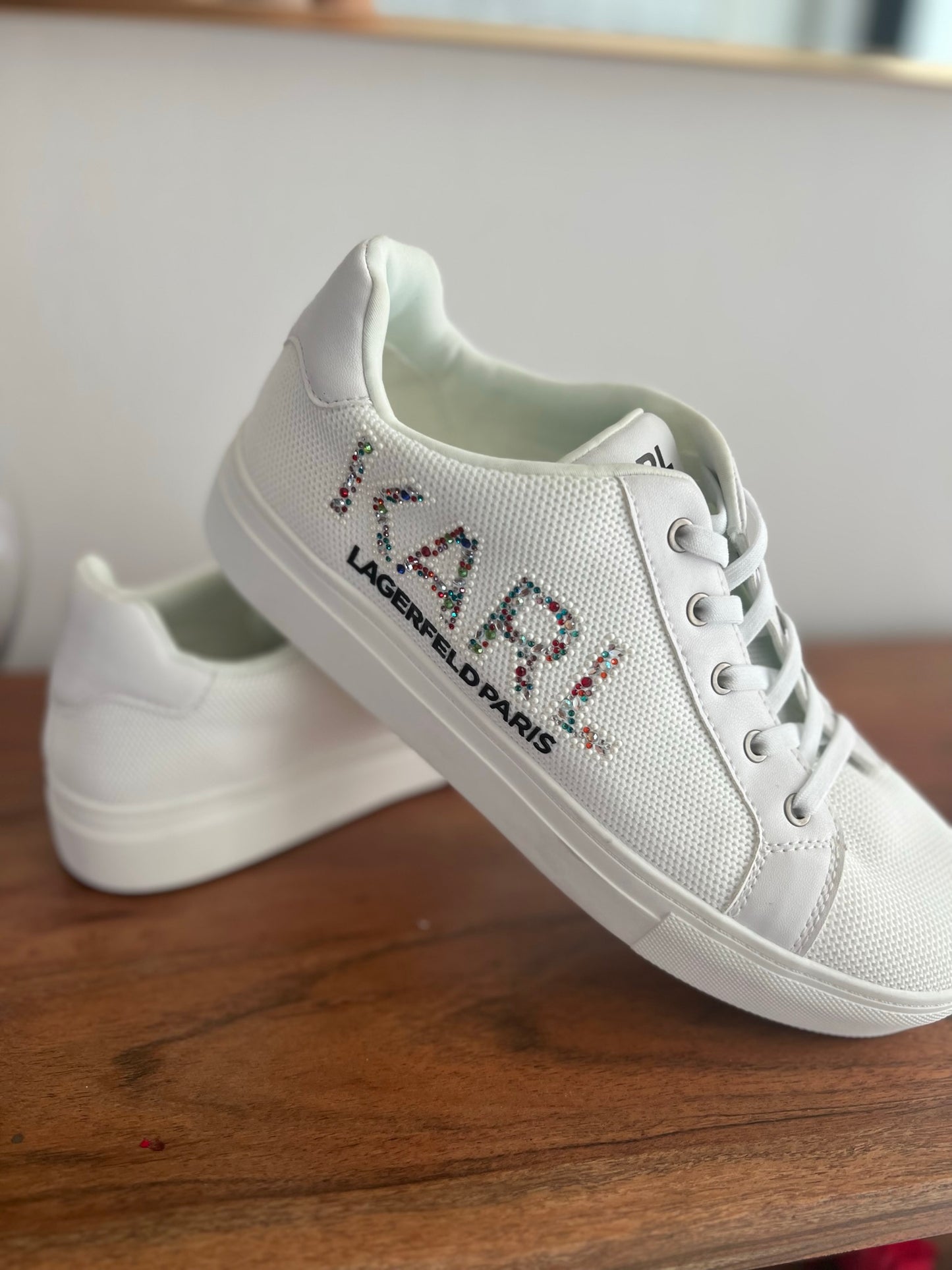 Karl Lagerfeld Paris Cat Pines Women's Sneakers