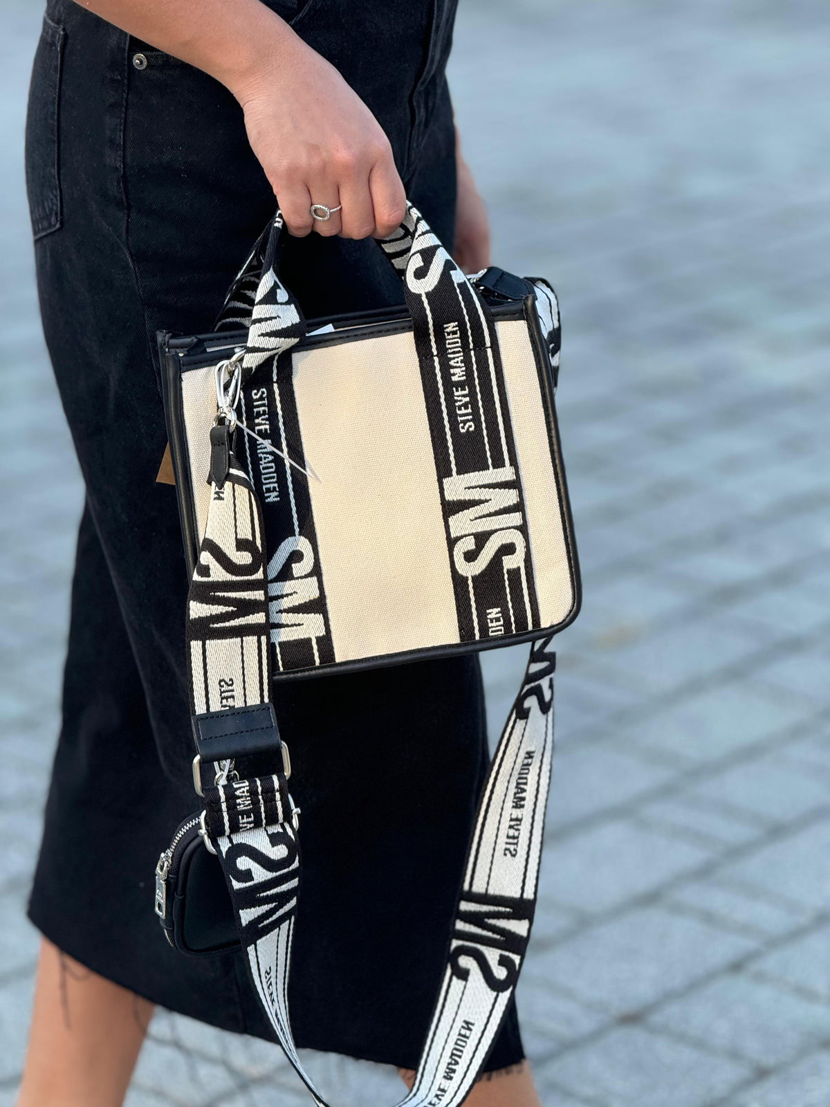 Steve Madden Bwebber TikTok guitar strap crossbody airpod bag Cream Black