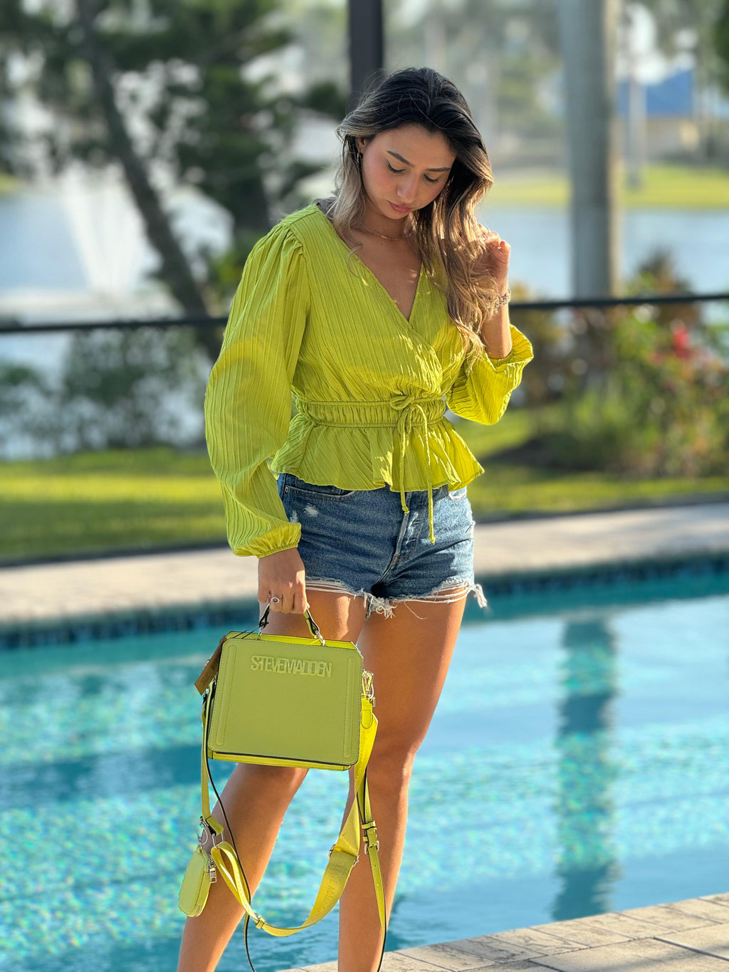 Steve Madden Cyber Lime BEVELYN satchel bag.