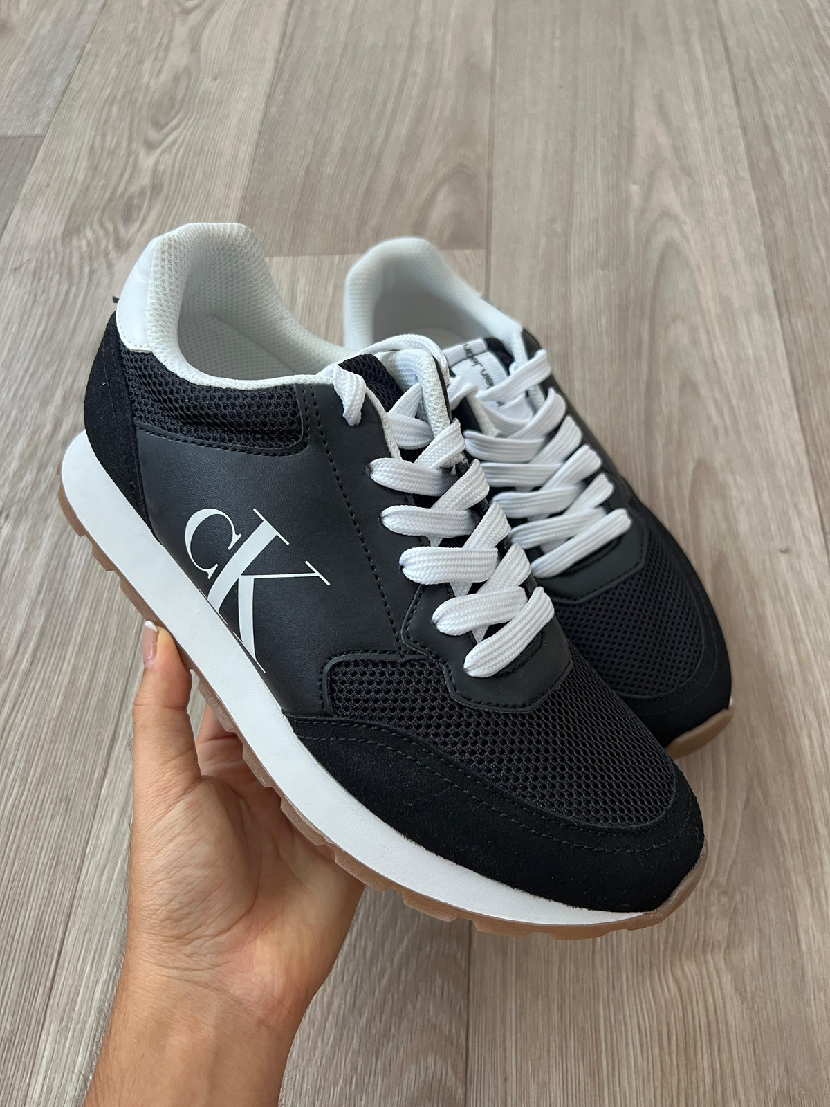 Calvin Klein Women's Camina Sneaker