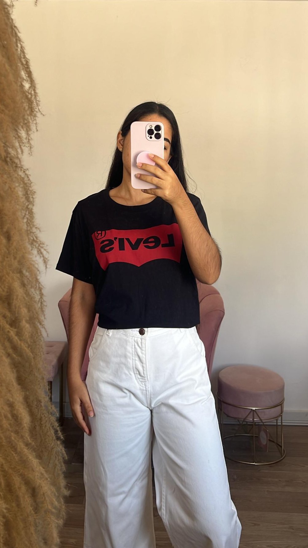 Levi's women's black t-shirt